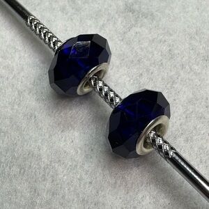 5/$20 single Faceted Charm Bead